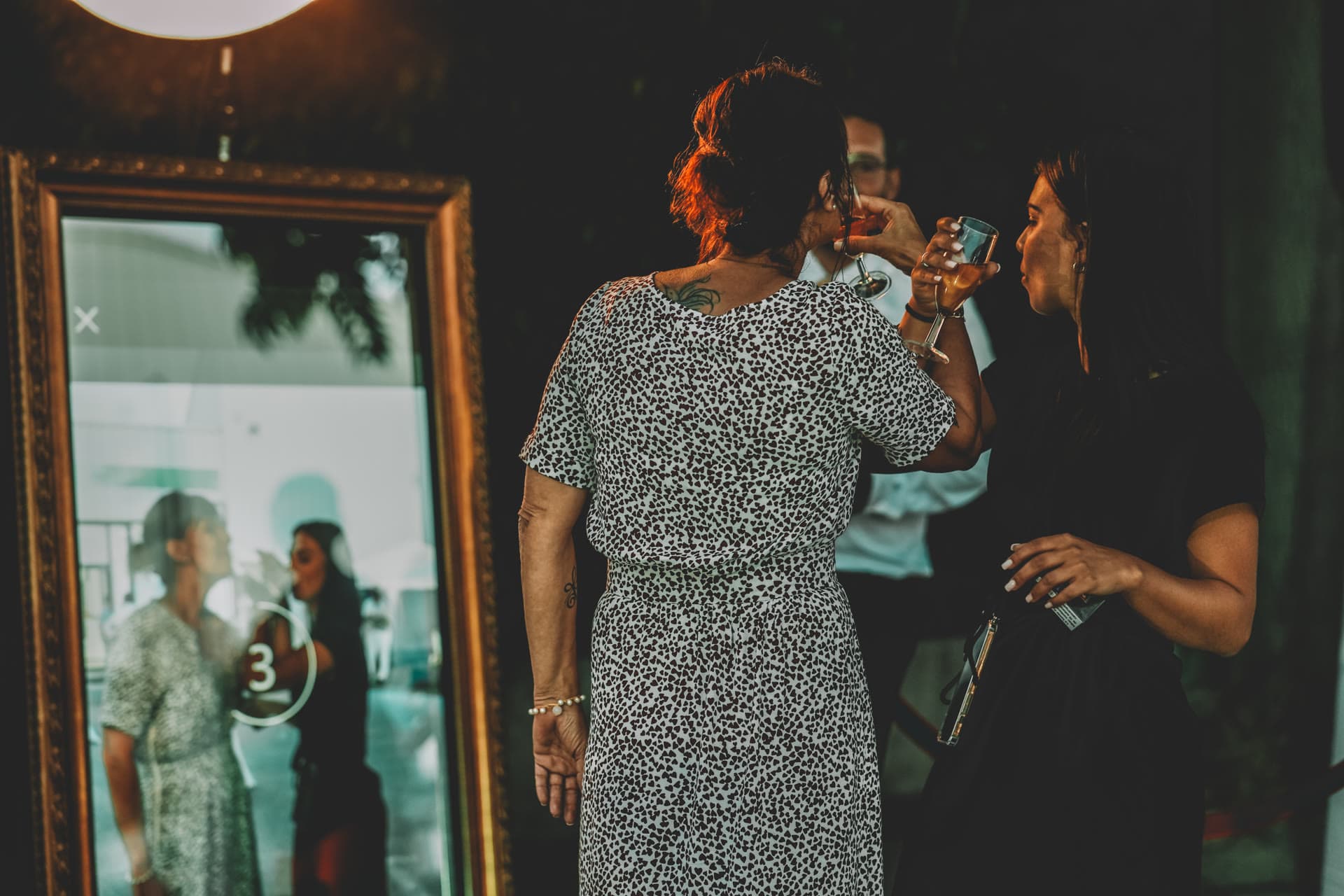 Animation photobooth miroir lors d'une réception Best Events