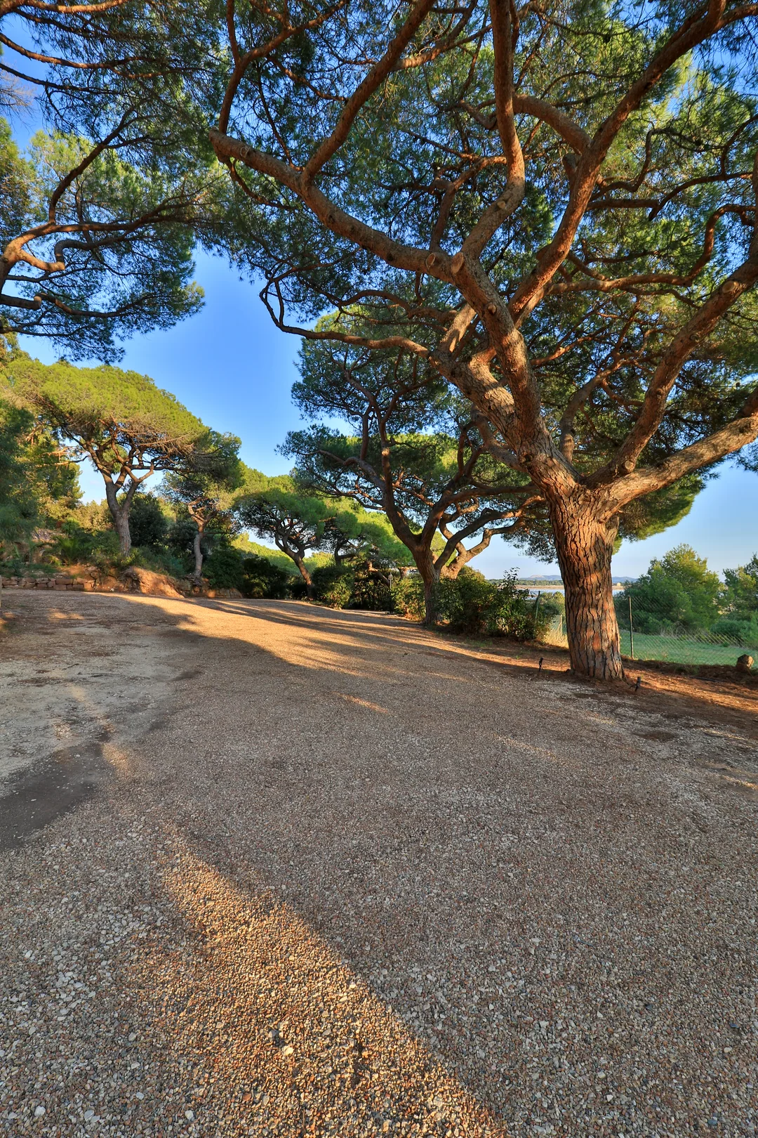 Castel Bay à Hyères — vue d'ensemble du lieu de réception